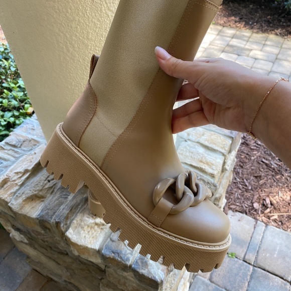 Lestrosa Italian leather short combat bootie beige shoes size 7.5 - Picture 6 of 12